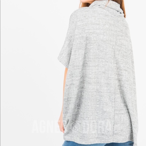 Agnes&Dora Turtle neck Poncho Heather Grey - Picture 3 of 4